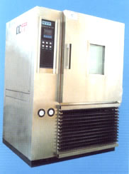 Constant temperature and humidity chamber