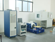 Triple vibration test machine